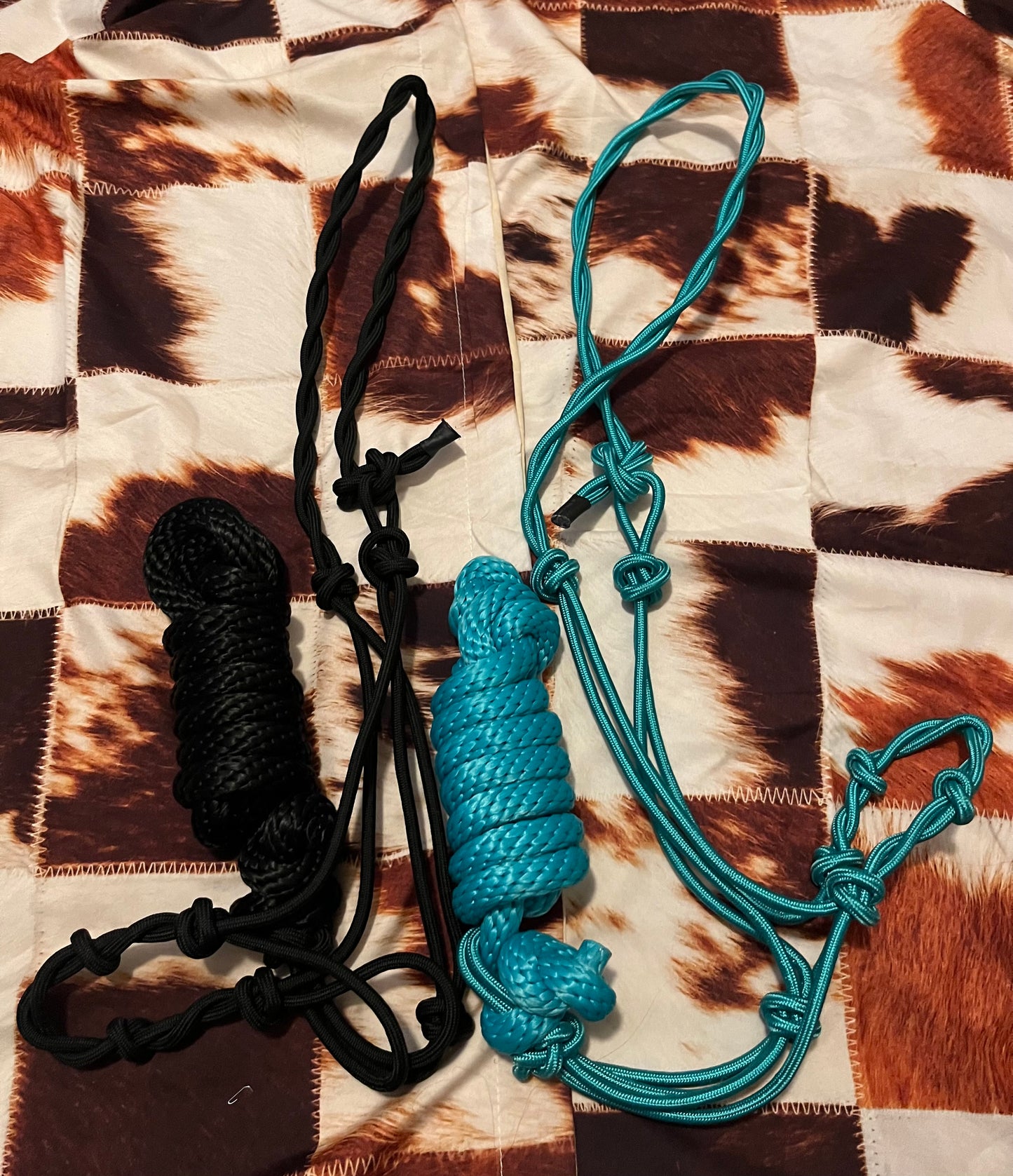 Twisted Cowboy Knot Halter with Removeable Lead